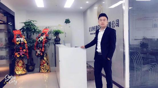 优秀毕业生--吴波